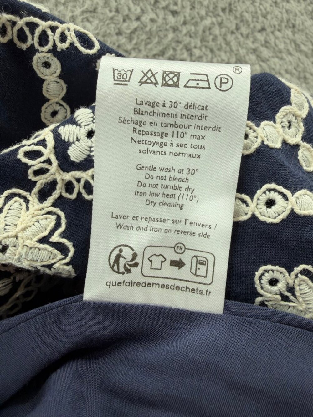Sezane Adele Dress Marine Ecru Embroidered Shirt Dress 8 NWT - Picture 5 of 13